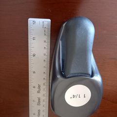 Circle paper punch