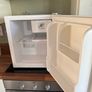 Mini Fridge Image 3