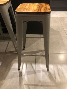 5 Bar Stools
