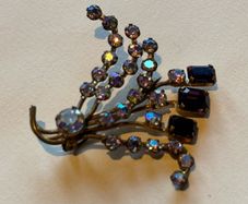 Vintage Flower Bouquet Brooch