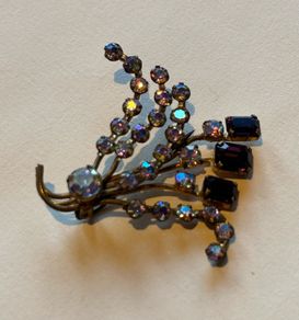 Vintage Flower Bouquet Brooch