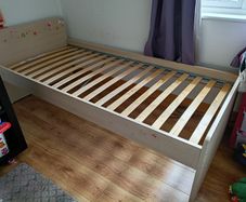 Single bed frame