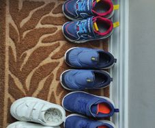 Boys shoes