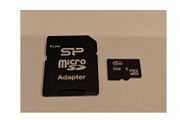 4GB MicroSD memory card + Adapter