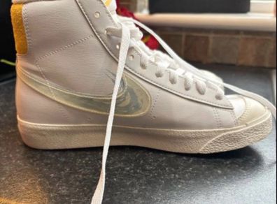 nike Blazer Trainers