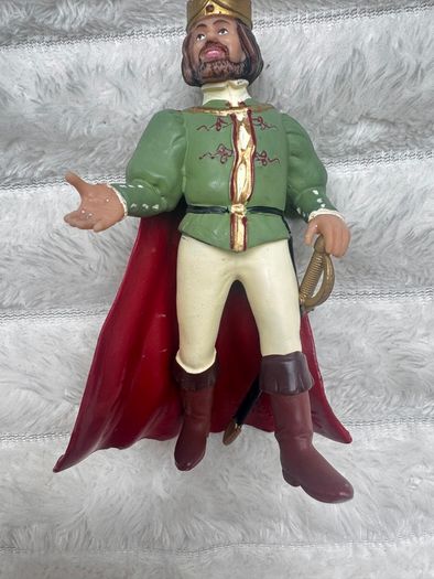 Vintage 2002 Papo Figurine Medieval Royal King Collectible Figure approx. 9 cm. Used Please see photos