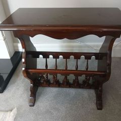 Table with magazine rack