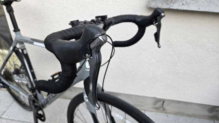 Cannondale road bike