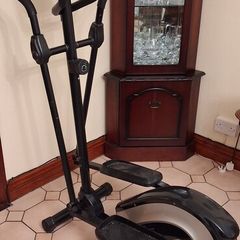 gym cross trainer