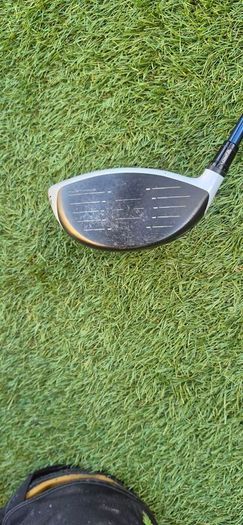 Taylormade sim2 max driver