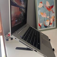laptop stand