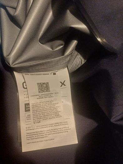 Arc'teryx Goretex Beta Jacket new with tags  XL genuine RRP 400