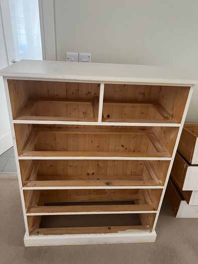 Solid pine chest of drawers