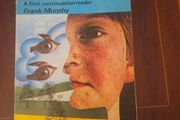 O Links 1. The Gift. A First Continuation Reader By Frank Murphy. First Edition 1976 Paperback In Good Condition.  See Photos For Condition.