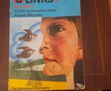 O Links 1. The Gift. A First Continuation Reader By Frank Murphy. First Edition 1976 Paperback In Good Condition.  See Photos For Condition.