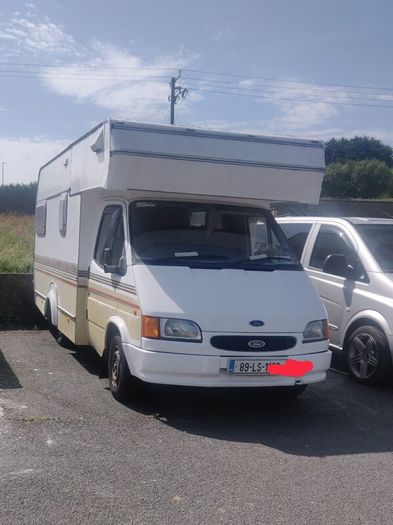 Camper
