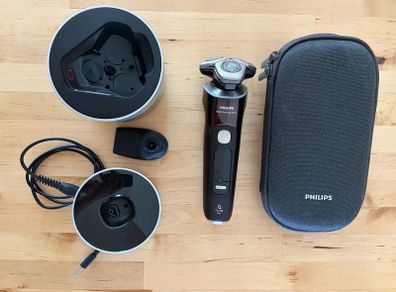 Philips i9000 Prestige Ultra XP9400/31, Excellent Condition + Warranty