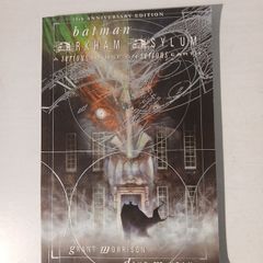 Batman - Arkham Asylum by Grant Morrison & Dave McKean