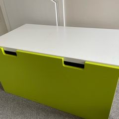 Pair of 2 toy shortage box/ chests Green and Blue