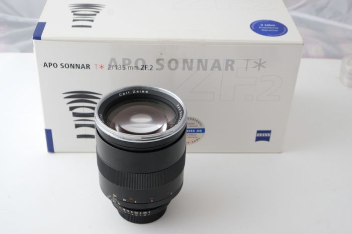 Carl Zeiss Apo Sonnar T 135mm f2 ZF.2 for Nikon F