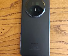 Honor Magic V5