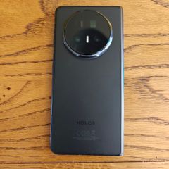 Honor Magic V5