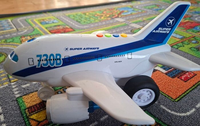Airplane and Helicopter