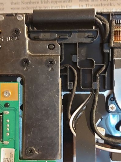 Acer Aspire R14, in excellent cosmetic condition, for parts or repair, No SSD or RAM, everything else is good