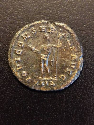 Rare 22.5mm Broad Flan Roman Coin - Tetricus I (AD 271-274) - VF Condition