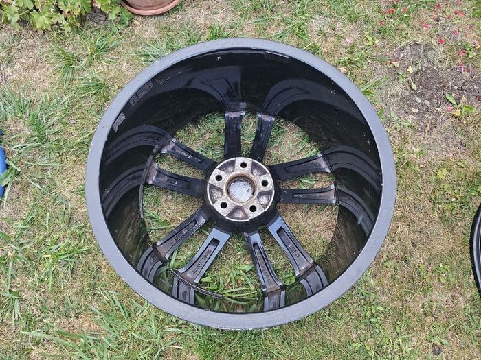 20" Audi alloys