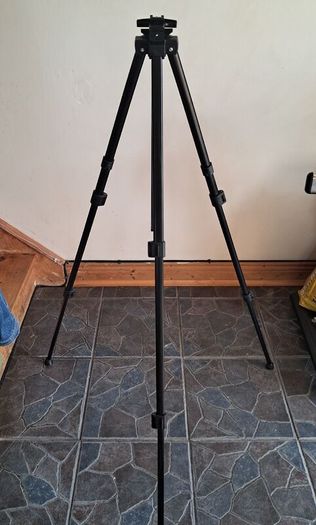 Portable Easel and Paint