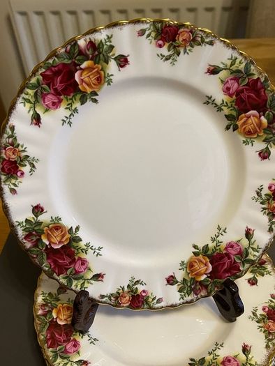 Breakfast Plates Royal Albert Old Country Roses Bone China