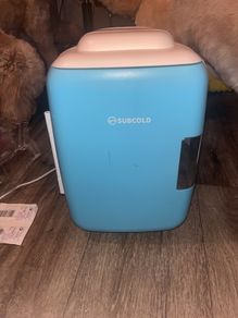 Mini fridge