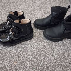 Girls boots
