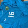 Rare ireland soccer goal keeper team issued adult med Image 2