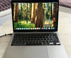 Apple Macbook Air 13" 2020 Intel I7 8gb 256gb