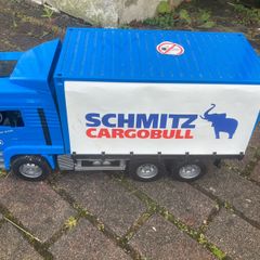 Bruder lorry