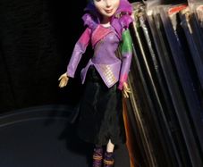 Disney Descendants Signature Mal Isle of the Lost Doll Maleficents Daughter