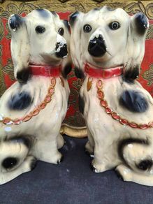 2 x Vintage Chalkware Dogs