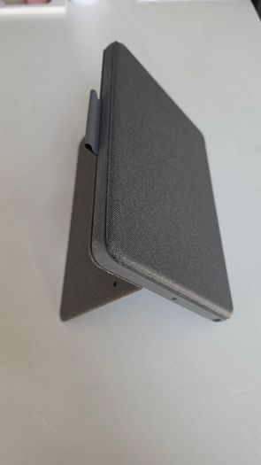 Logitech Combo Touch iPad Case (7th/8th/9th Gen)
