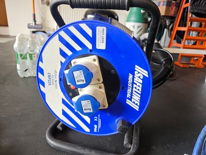 16A extension reel