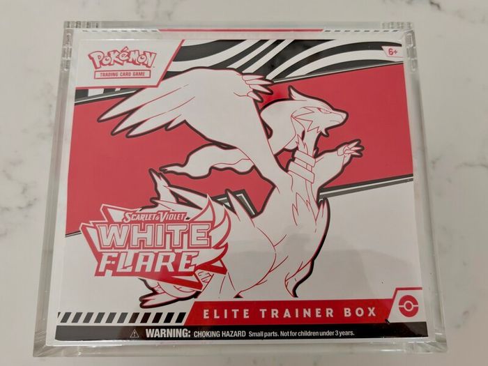 Pokemon TCG Scarlet and Violet White Flare Elite Trainer Box ETB  Sealed and Premium Magnetic Acrylic Case