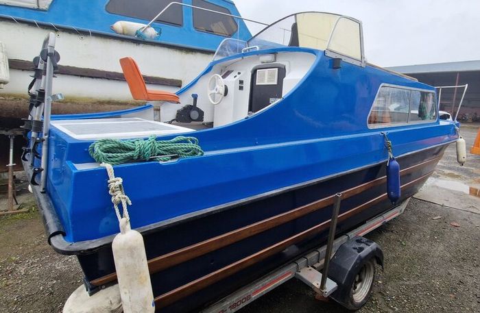 Dawncraft Dandy 19ft with trailer & Honda outboard