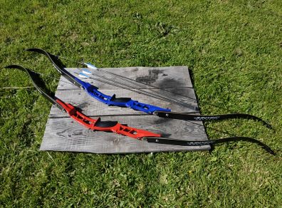 Archery Bow, 66" Recurve, ILF Limbs (20, 24, 30, 40 lbs), +3x carbon arrows