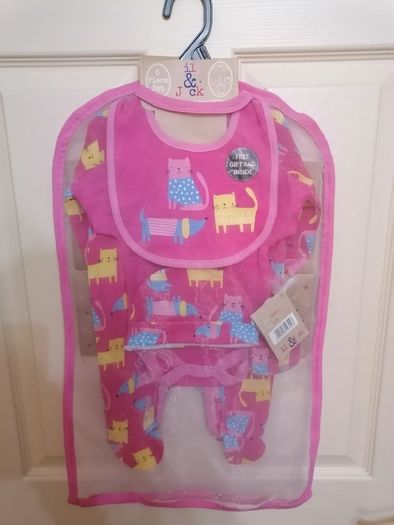 0-3 months 5 piece gift set NEW