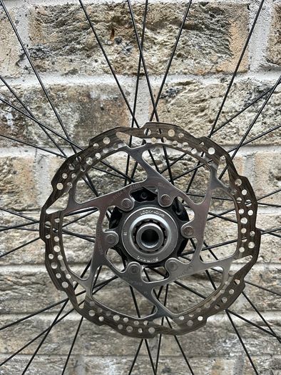 Premium SONdelux Dynamo Front Wheel (700c / Disc / 12mm Thru-Axle)