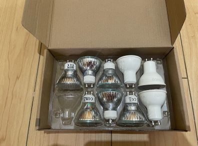 Ceiling spot lights
