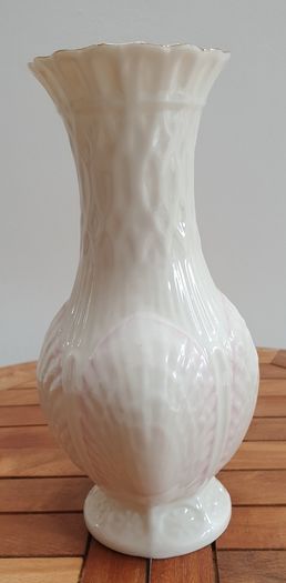 Belleek Vase - Shell Design White & Pink