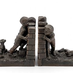 1990s Genesis Fine Arts  Bookends Hide & Go Seek