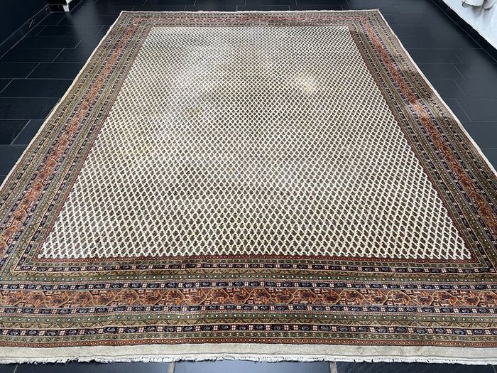 P.ersian Rug Sarok 390 x 295cm (SA235)